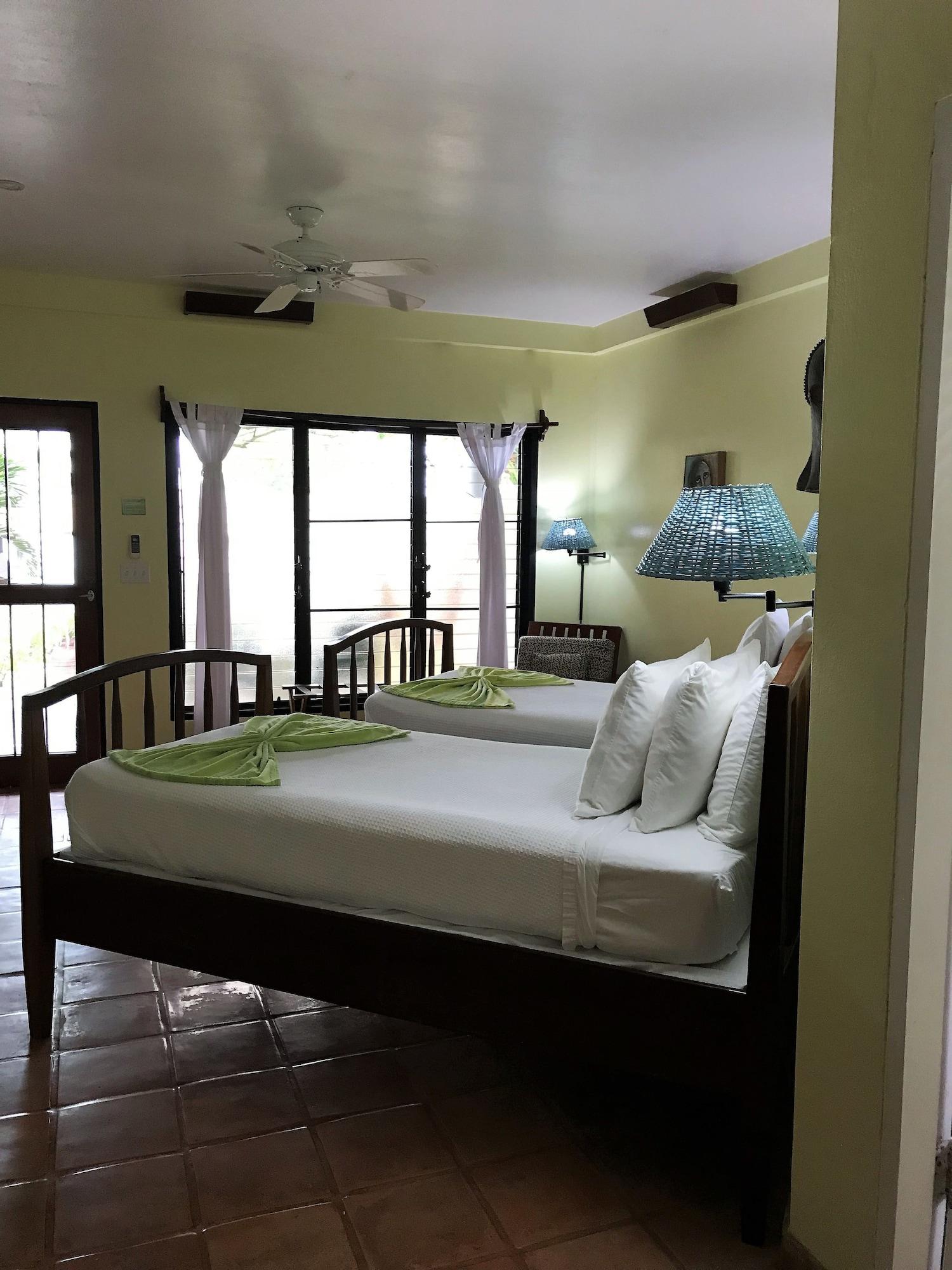 Robert'S Grove Beach Resort Placencia Extérieur photo