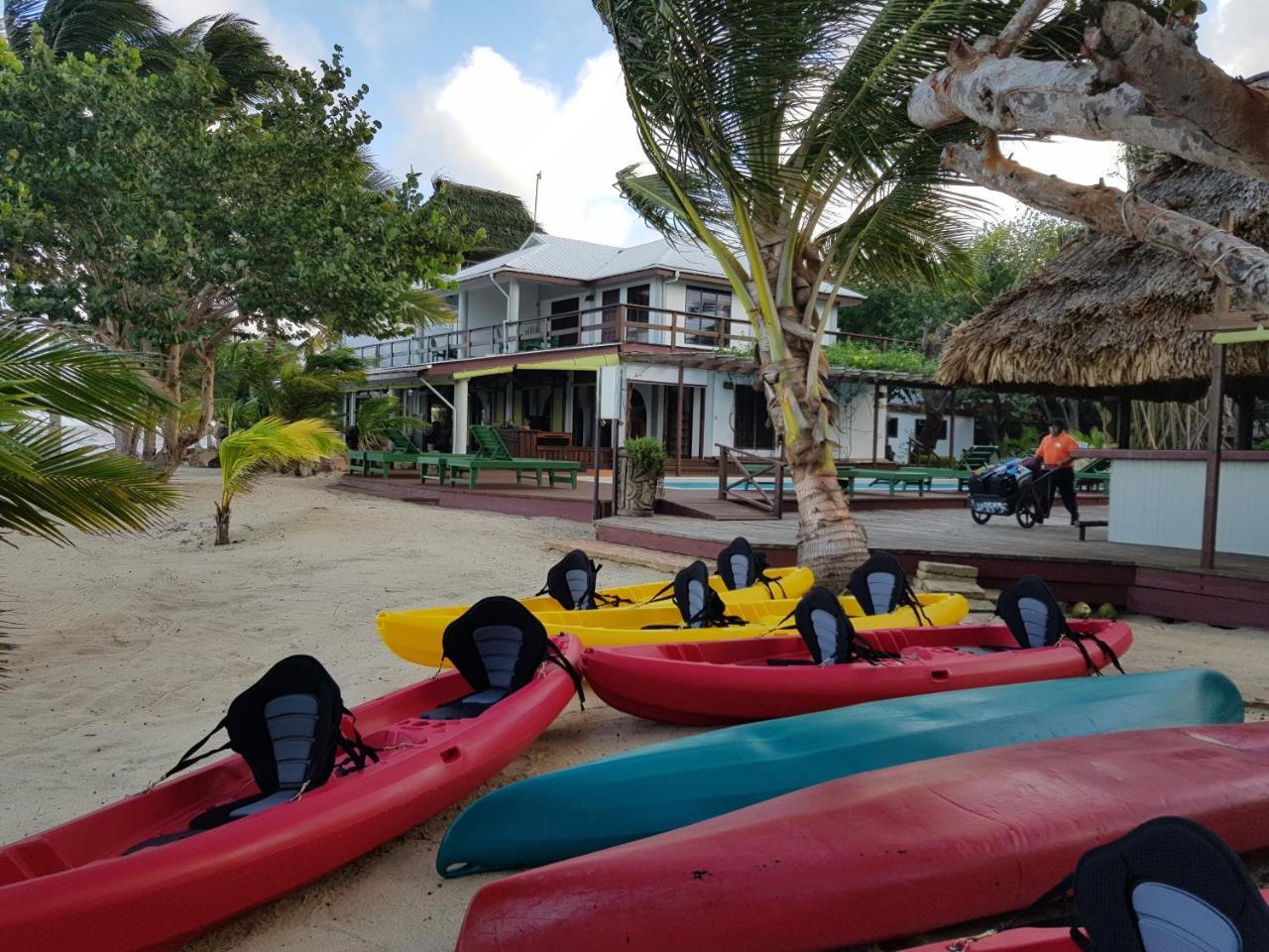Robert'S Grove Beach Resort Placencia Extérieur photo